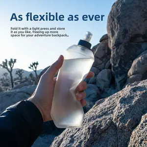 Eco-friendly, non-toxic, foldable soft water bottle for outdoor cycling and running, silicone rotating TPU squeeze-type portable sports water bottle