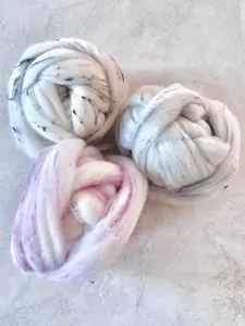 American Ewe| Wool Blend| Roving, 4oz. (Multiple Colors)