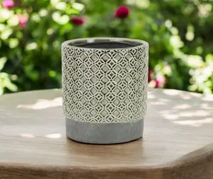 HomeRoots 487461 6 in. Gray Geometric Ceramic Indoor & Outdoor Round Pot Planter