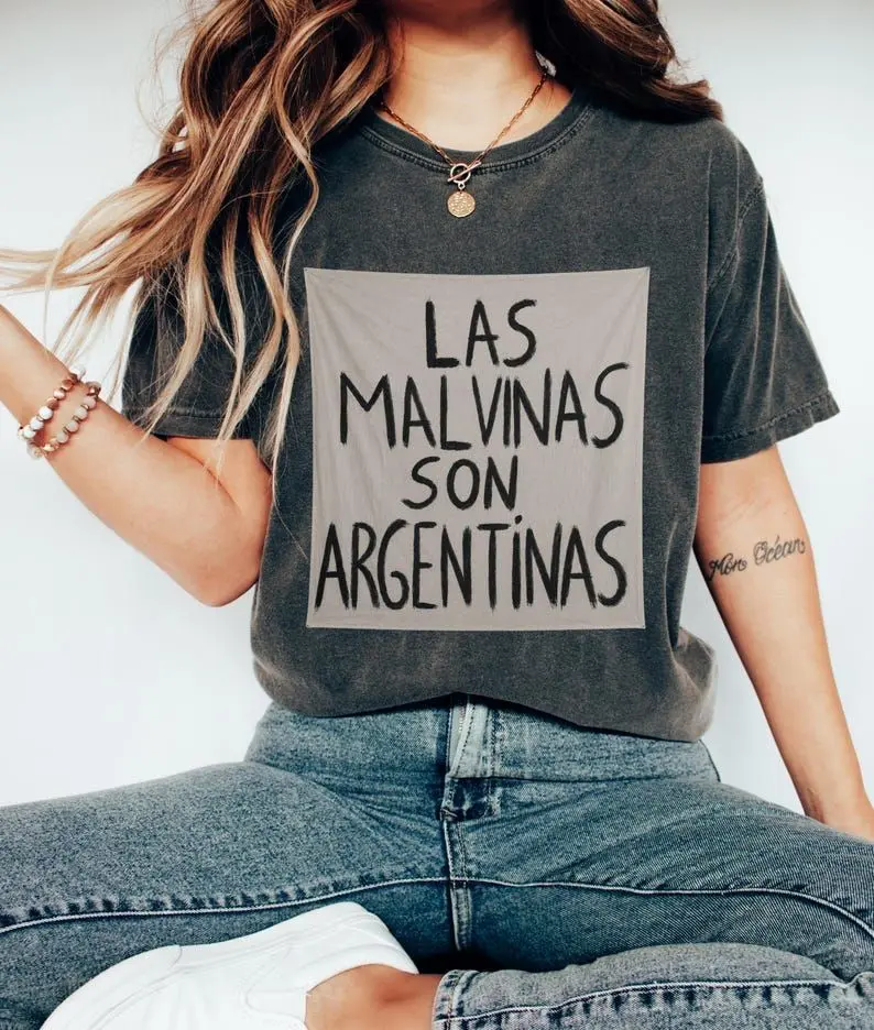 Las Malvinas Son Argentinas Remera | Argentina vs Inglaterra Mundial 2026 | Camiseta Seleccion Argentina | Regalo Fan Futbol