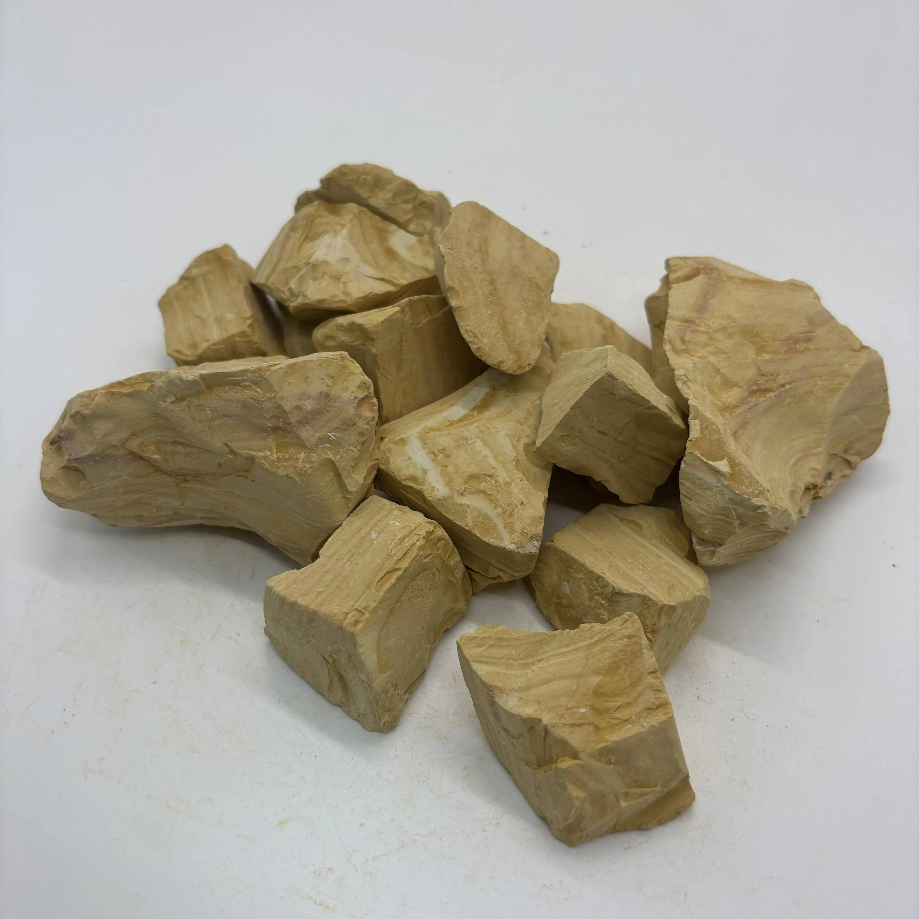 200g(7oz) Natural Layered Yellow Kaolin Clay Lumps, 100% Additive-Free Edible Clay for Self-Care Projects, Soft Velvety Powder, Easily Crumbles, Slightly Sticky Texture