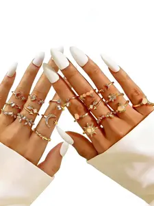 Gold Stackable Moon Star Knuckle Rings Set for Women, Boho Dainty Lightweight Stacking Rings, Vintage Midi Rings Pack, Trendy Jewelry, Inspirational Jewelry