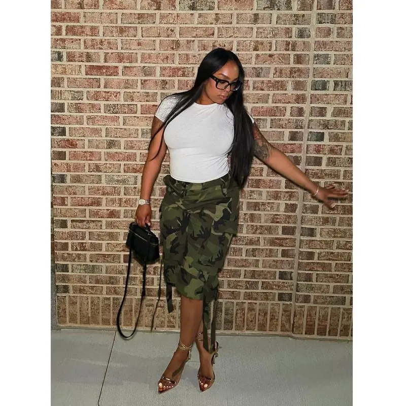 "I Love Me" Graphic Fitted Baby Tee - White Cotton Blend Cropped Top for Women's Comfortable Everyday Wear