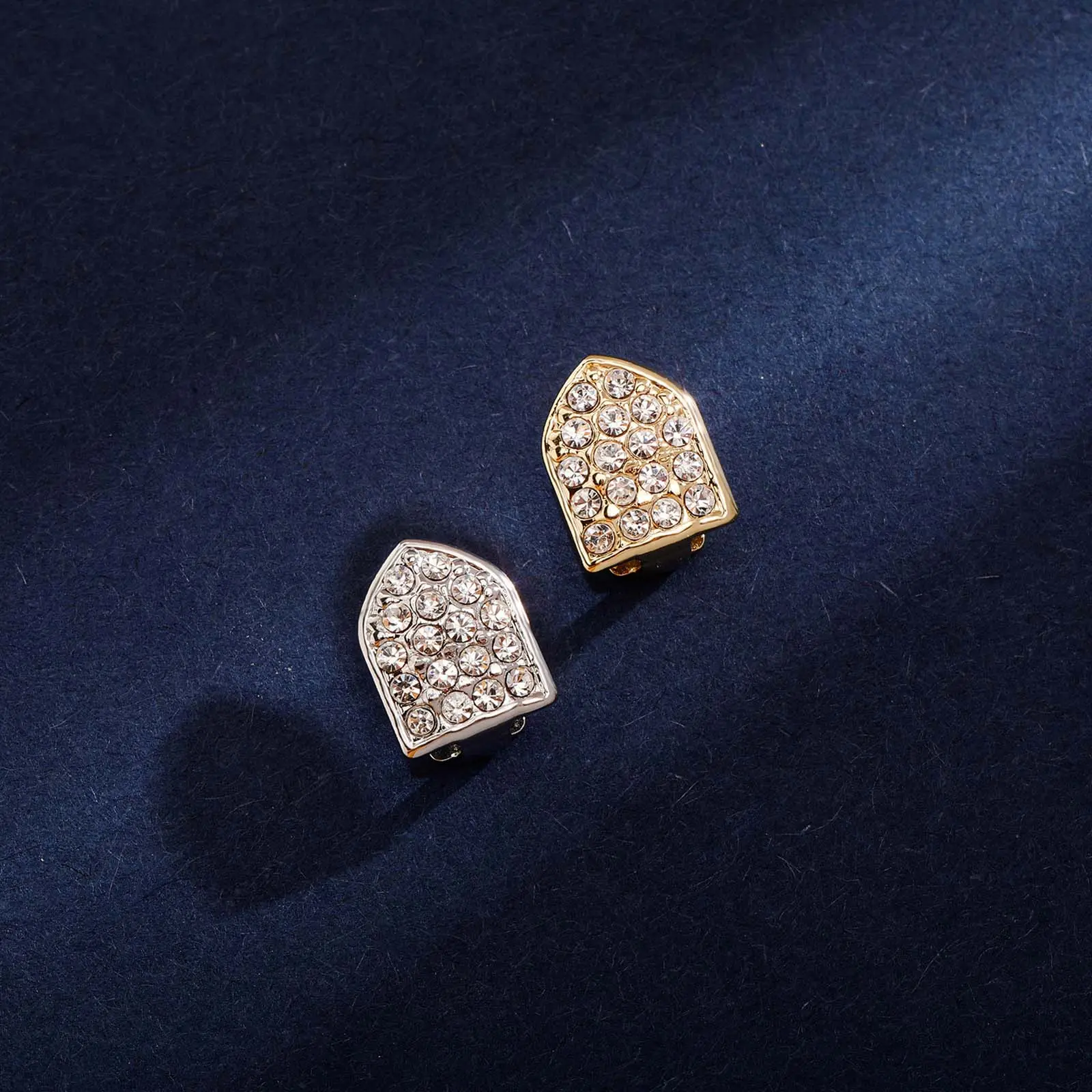 Single golden braces full of zircon trendy men and women hip-hop rap y2k