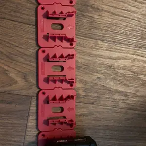 Battery Holder for Milwaukee 18V M18 Battery, Hanging Rack With Screw For M18 Battery, Tool Organizer, Cordless Tool Organizer for Home & Garage