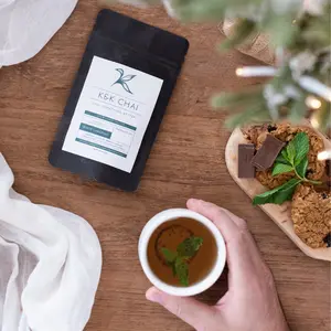 KandK Chai White Christmas Loose Leaf Tea - Peppermint Bark Flavored, Low Caffeine and Sugar-Free