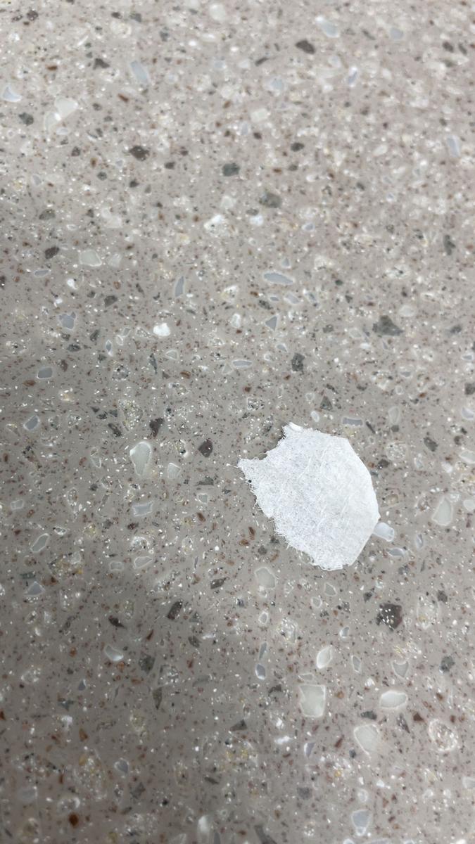 Item: Black, 1 piece