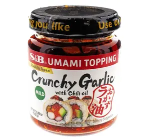 S&B Umami Topping Crunchy Garlic with Chili Oil, Mild 3.88 Fl oz Savory Flavor Dip Sauce