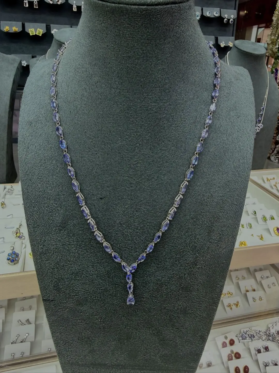 Lily(19120)gc.Natural Tanzanite Necklace (Made of 925 Silver throughout)