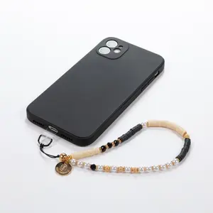 Prèt-a-Pearls Phone Charm
