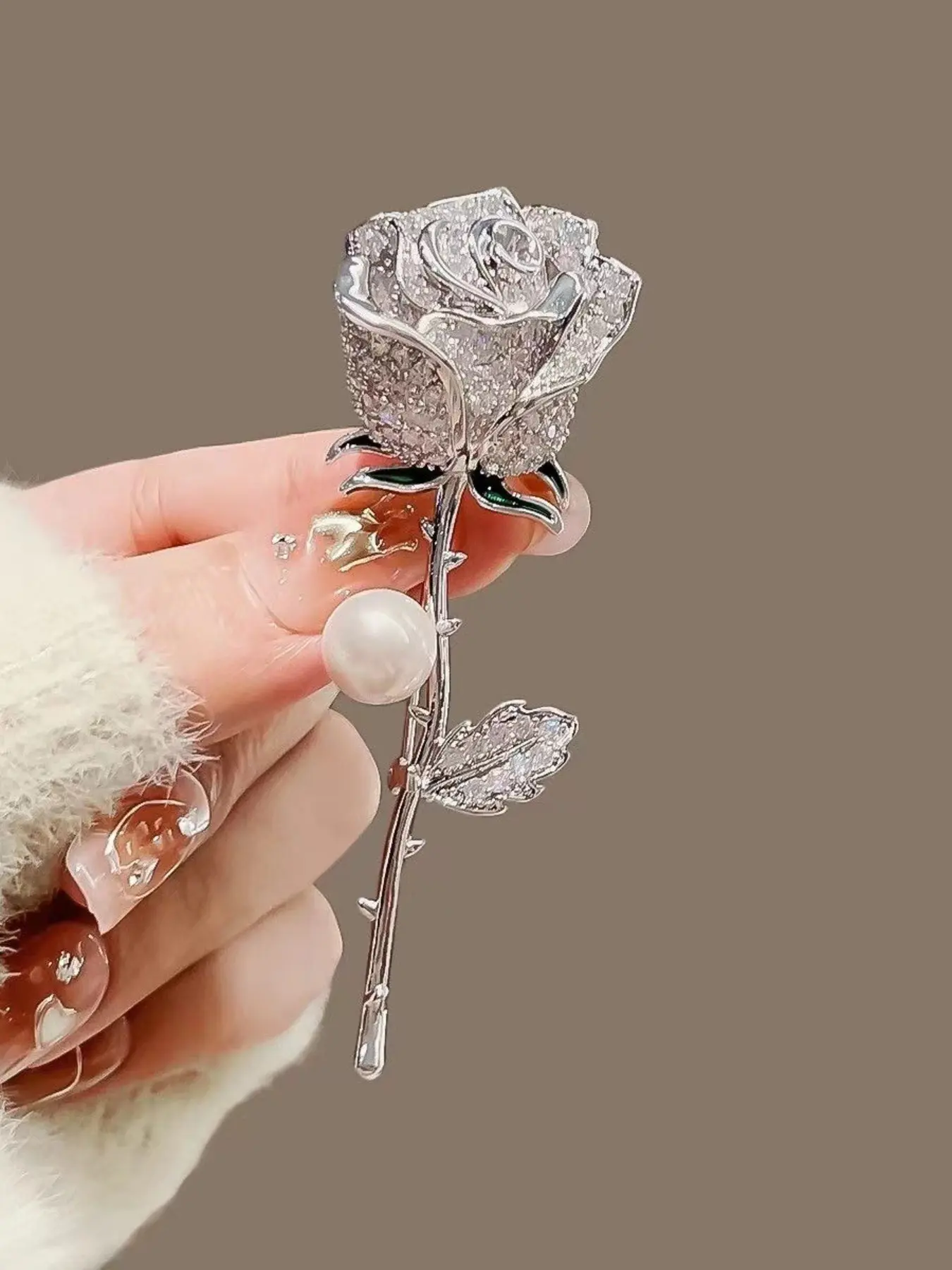 Mother's Day Gift Rose Flower Elegant Pearl Brooch Jewellery, Korean Style Premium Decoration for Coats and Suits, Chic Accessory for Women