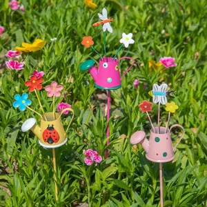 Three-Piece Realistic Lawn Iron Garden Plant Pot Beetle Flower Arrangement Outdoor Courtyard Decoration Animal Stakes, Beautiful Butterfly Pattern