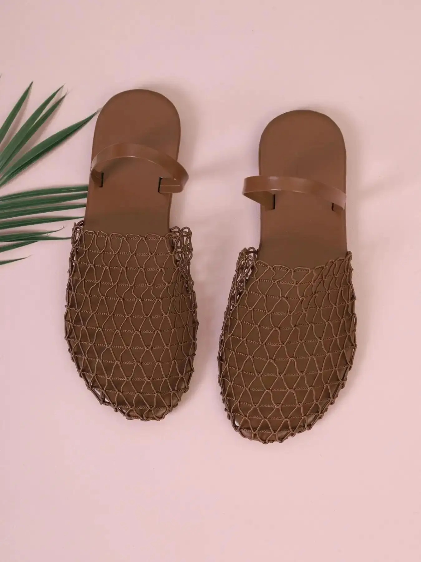 Summer Breathable Mesh Flat Strappy Sandals Eyelet Slippers Casual Versatile Women's Shoes Comfortable and Stylish Footwear style comfort wear wardrobe staple piece relaxed fit" commuter professional trendy smart