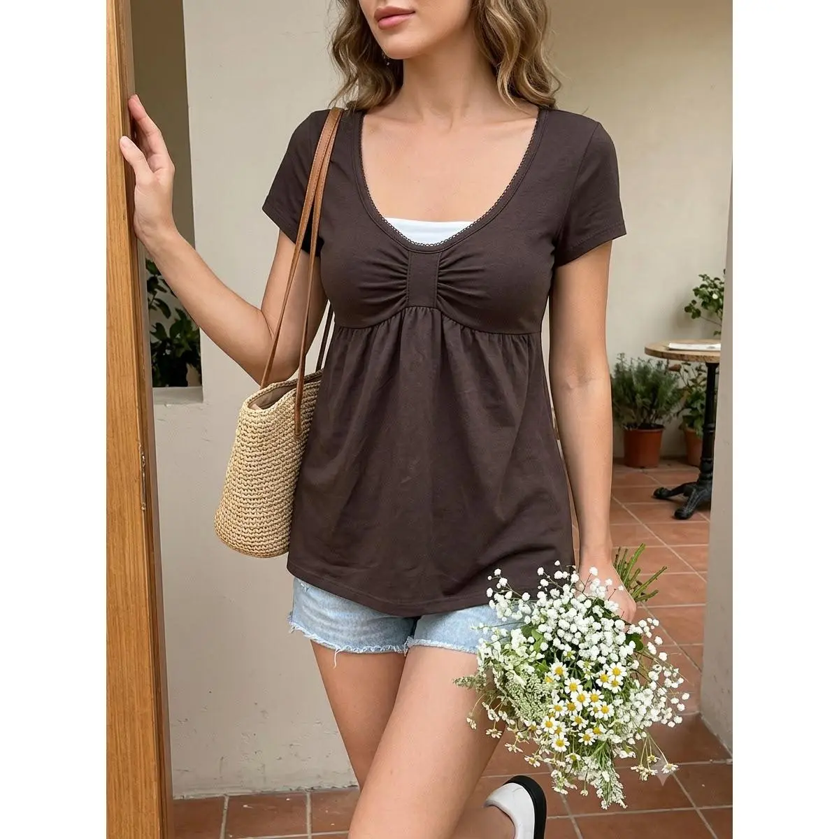 Women's Colorblock Pleated Short Sleeve Tee Ruched Bust Scoop Neck 2 In 1 Babydoll Top Casual Versatile Slim Fit Summer Y2K Going Out Outfits