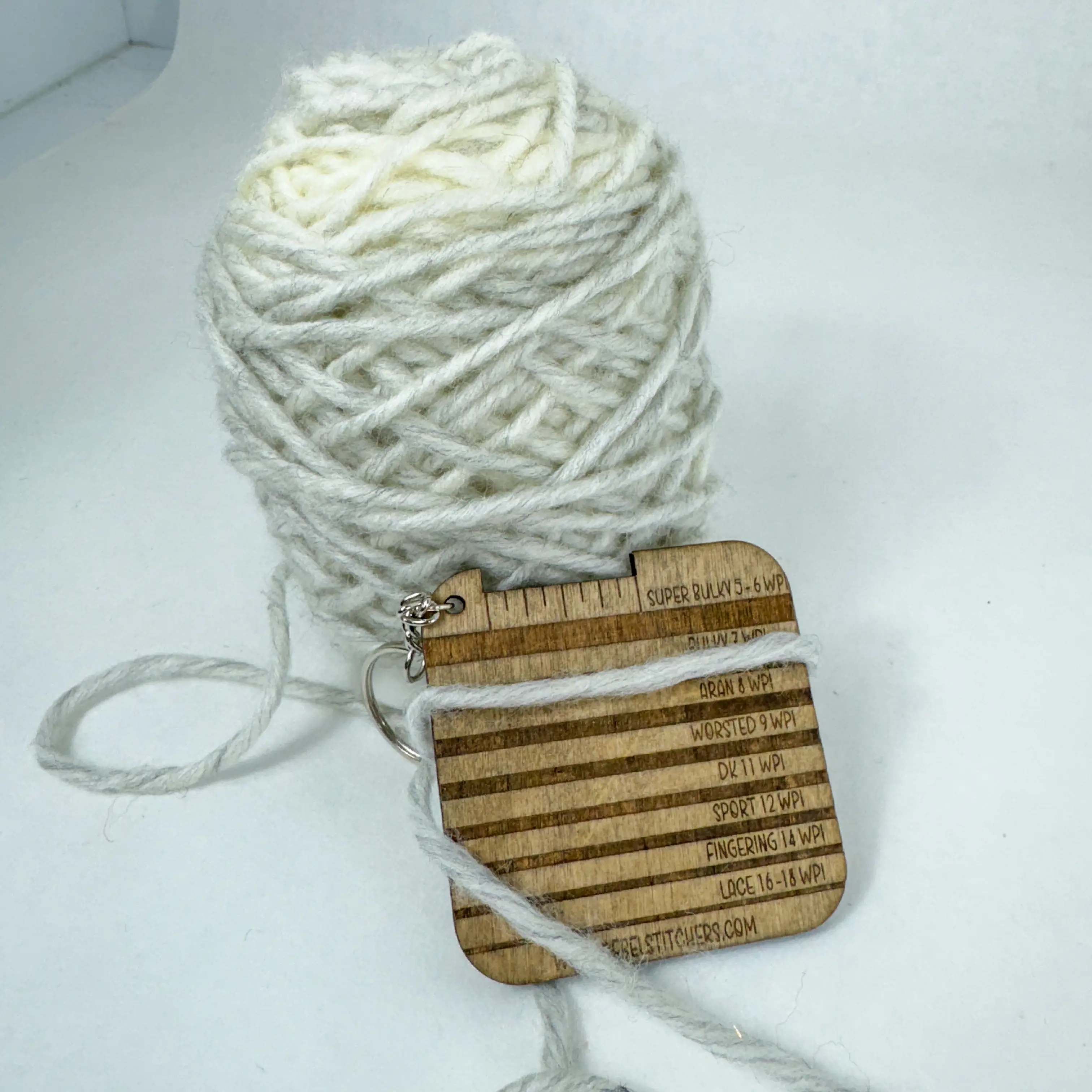 Handmade Yarn Weight and Wraps Per Inch (WPI) Gauge – Wood Keychain