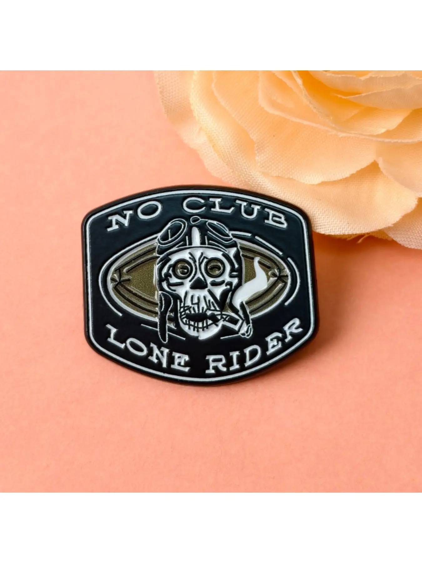 "No Club Lone Rider" Skull Biker Enamel Pin Biker & Anti-Club Rebel Brooch Gothic Punk Jewelry