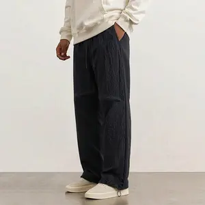 Men’s casual loose pants with a drawstring waist and back pockets, suitable for casual dates and daily walks; black, spring/summer