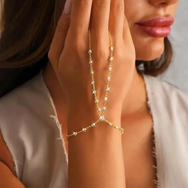 Virelyn B Women's Gold Plated Rhinestone Hand Chain Bracelet, Fashionable Bracelet, Trendy Costume Jewelry for Birthday Gifts, Gold Plated Bracelet