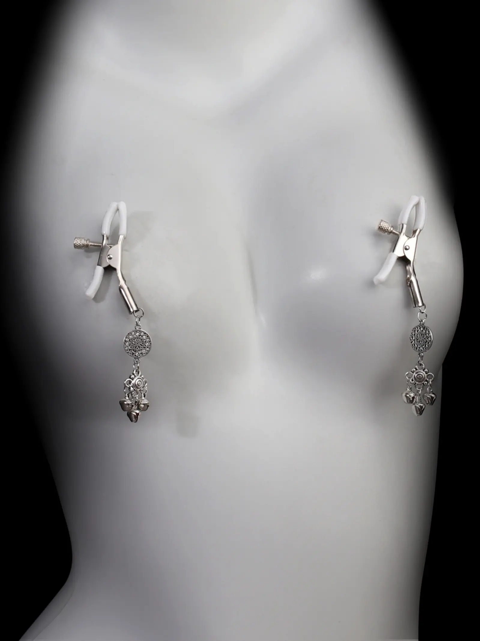 Sexy Adjustable Dreamcatcher Nipple Clamps with Bell Pendant, Weight-Bearing Breast Chain, Erotic Lingerie for Women, Body Chains