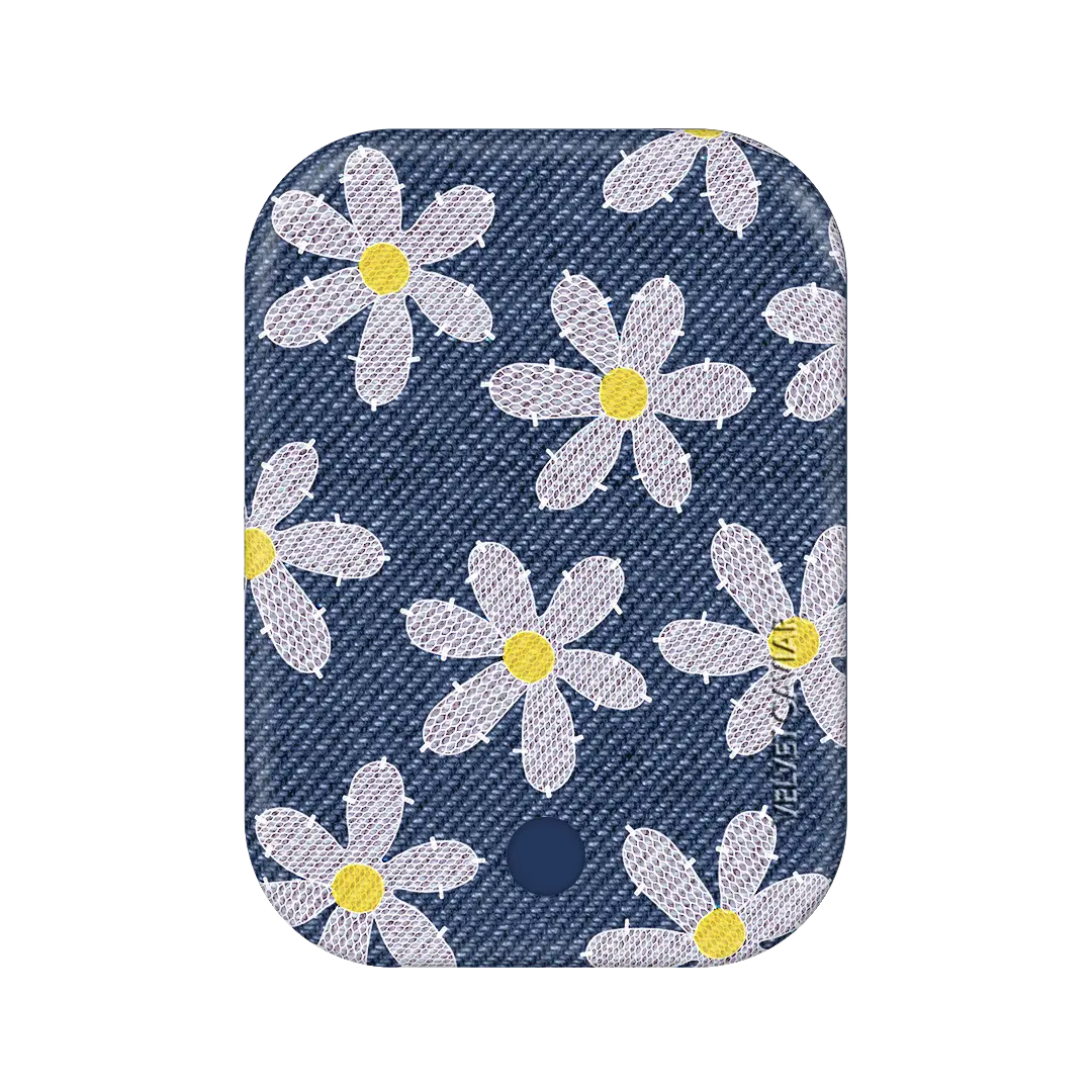 Denim Daisy MagSafe Battery Power Pack Denim Daisy MagSafe Battery Power Pack