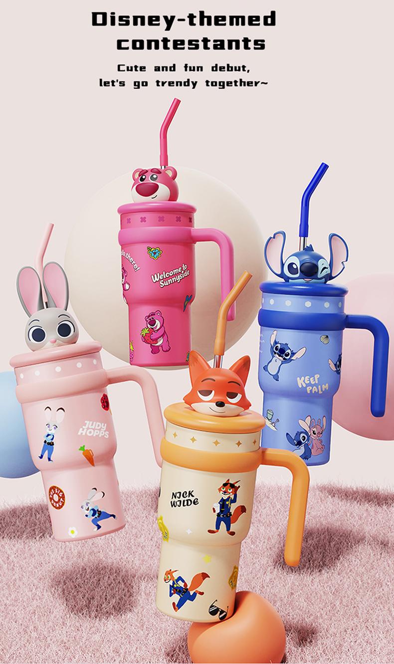 Zootopia Nick & Judy Thermos with Collectible Figures on Lid – 700ml Insulated Travel Mug, Hot & Cold Beverage Cup for Fans