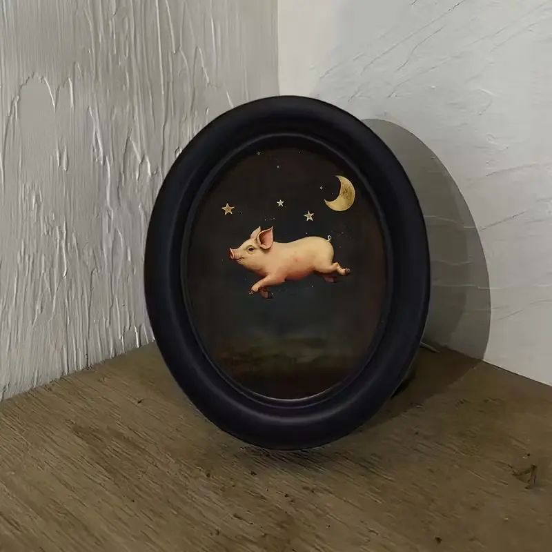 Vintage Art Style Flying Pig Decorative Home Item, Perfect for Halloween Christmas Thanksgiving Wall Decoration, Festive Decoration, Holiday Decor, Room Decoration, Home Decor Ornaments