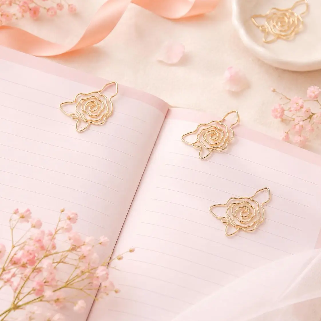 5 Pcs Elegant Gold Floral Shape Paper Clips - Cute Desk Decor, Bookmarking Tool for Planner Pages, Office Stationery Gift for Coworkers