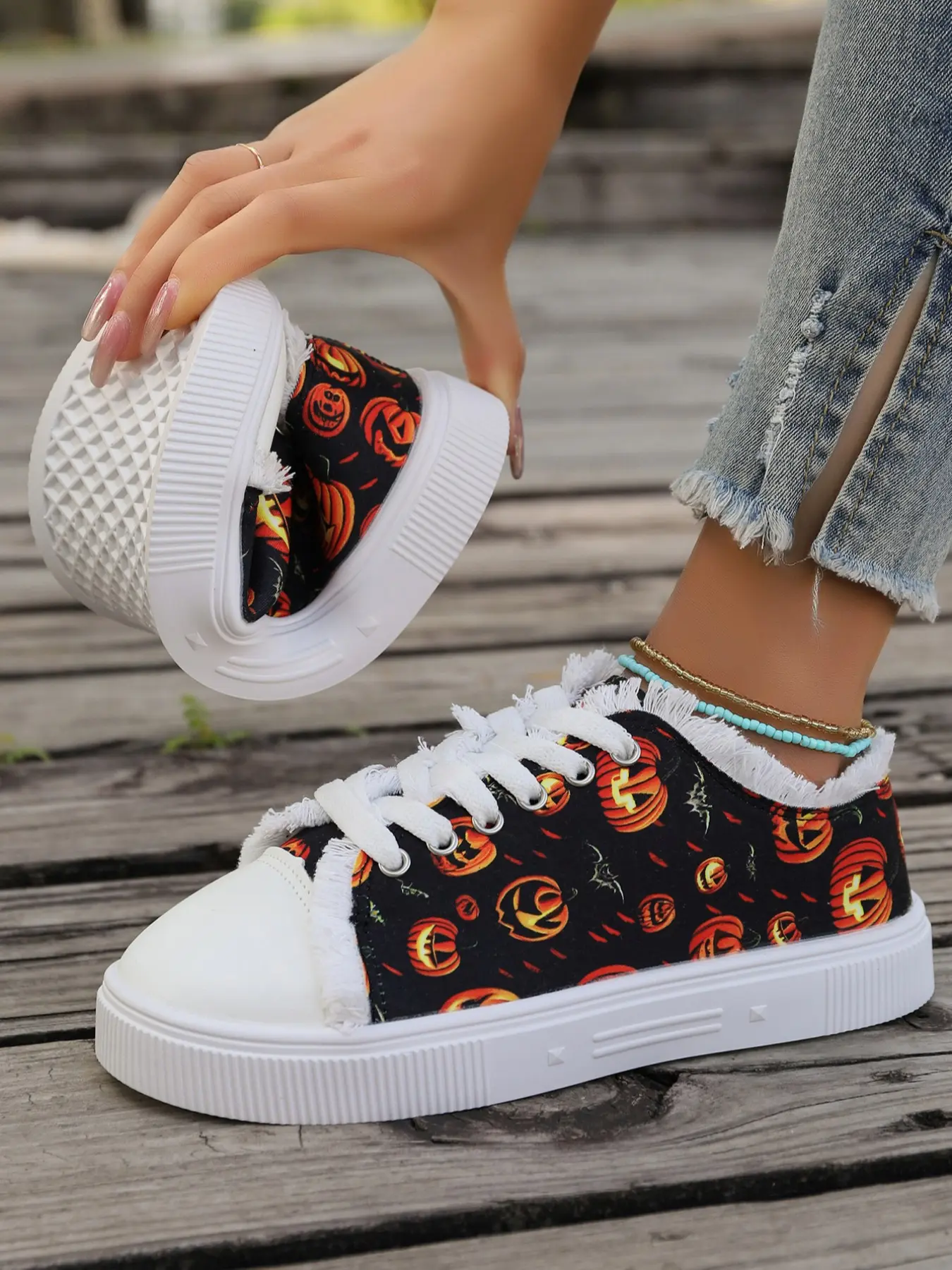 Women's Casual Round Toe Canvas Shoes, Halloween Pumpkin Print Design, All-Season Comfortable Textile Upper, Rubber Sole Material