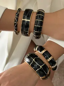 5-Piece Fashion Business Vintage Light Oil-Drop Irregular Bracelets Set, Large Medium Small Sizes, Perfect for All Holidays, Set Of Five, Stackable Bracelets, Fashionable Bangles