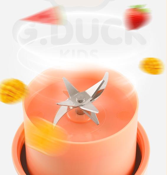 Portable Rechargeable Mini Juicer with Ice Crushing Function