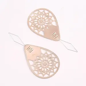 1/2pcs Copper Needle Piercer Rose Gold Hollow Retro Styling Thread Piercer Sewing Accessories Needle Leader