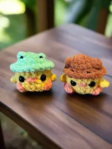 Crochet Duckies with Hats