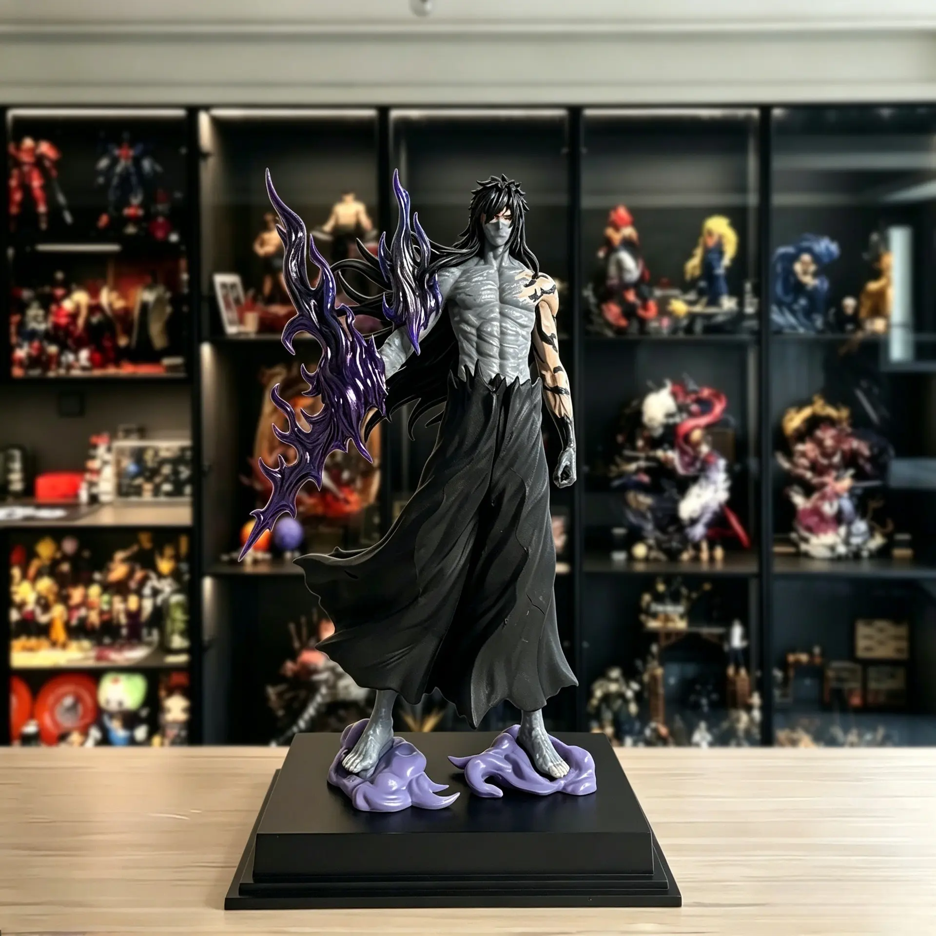Anime figure Ichigo Mugetsu and Ichigo Kurosaki statue merchandise, anime figure models, desktop toys, ornaments, souvenirs, and gifts.