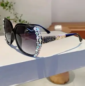 Women's Oversized Polarized Sunglasses - Diamond Studded Gradient Eyewear with Natural Material Frame, Blue Light Blocking Polyamide Lenses, Eye Protection Fashion Shades for Street Photography, Summer Outdoor Styling