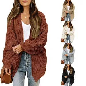 Women’s chunky knit cardigan with lantern sleeves, autumn/winter 2025, pocketed cable-knit design