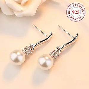 New 925 Sterling Silver Anti-Allergic Earrings with Freshwater Pearl Pendants - Simple and Luxurious Design for Daily Wear