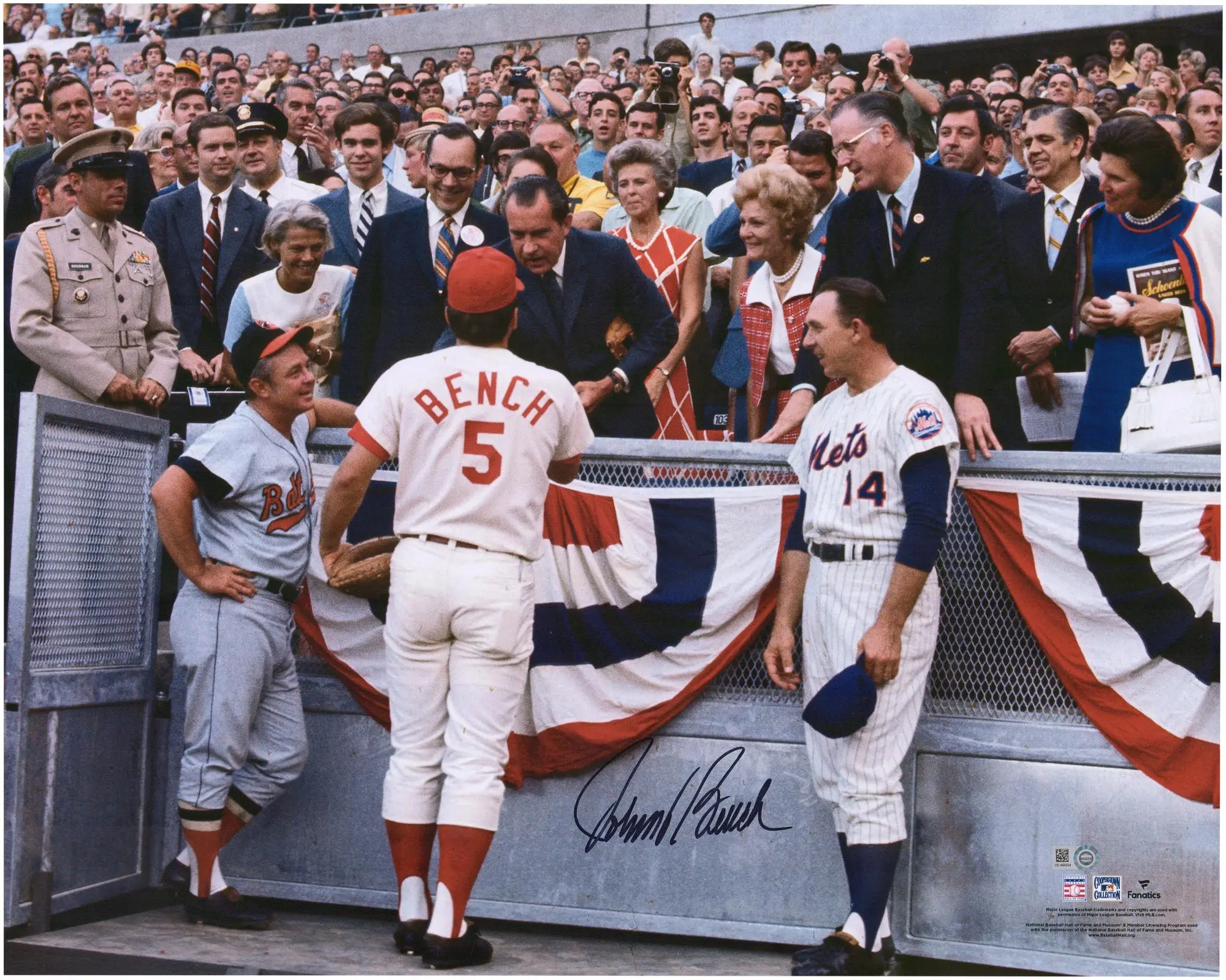 Johnny Bench Cincinnati Reds Autographed 16" x 20" Photograph with Richard Nixon, Earl Weaver, and Gil Hodges - Fanatics Authentic Certified