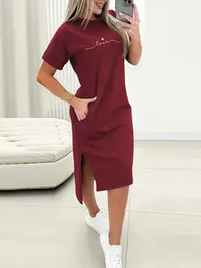 Women's Casual Letter Heart Print Dress, Round Neck Short Sleeve Side Slit Dress, Fitted Style, Perfect for Daily Wear