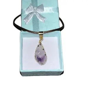 Crystal Point Pendant - Elegant Design Featuring a Purple Crystal Point Pendant