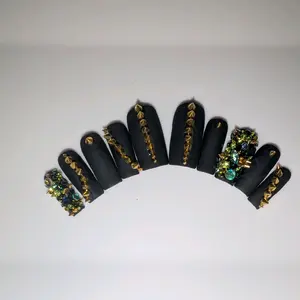 Spikey Press On Nail