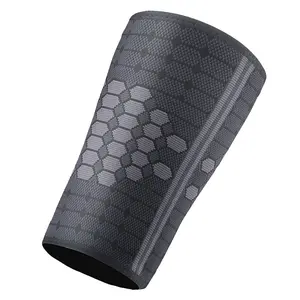 Thigh Brace Belt, High Elastic Nylon Thigh Supports Compression Sleeve for Men and Women Running, Balls, Exercise and Sports (Small)