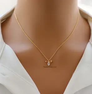 18K Gold Plated Rhinestone Bee Pendant Necklace – Sparkly Nature-Inspired Jewelry for Everyday Charm