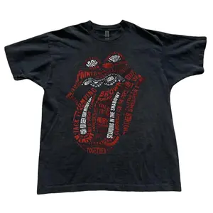Gildan Men's and Women's T-shirt, Black Rolling Stone Graphic Tee, Funny Shirt, Unisex T-shirt, Gift T-shirt, Y2k Unisex Graphic Tees Gothic Grunge Emo Scene Amity Affliction Style Clothes Menswear Womenswear Streetwear