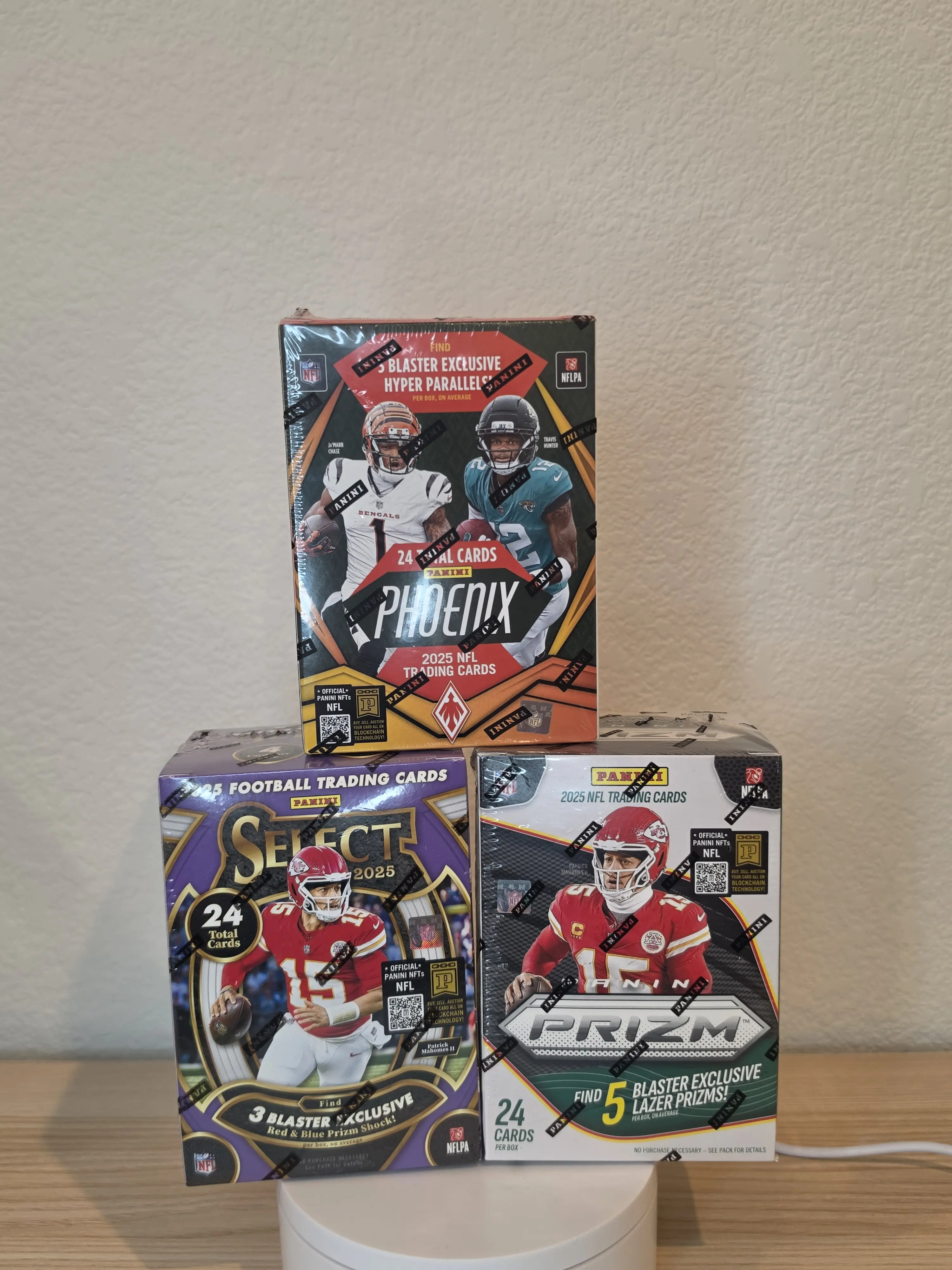 Blaster Phoenix & Select & Prizm 24-Pack Football Trading Cards