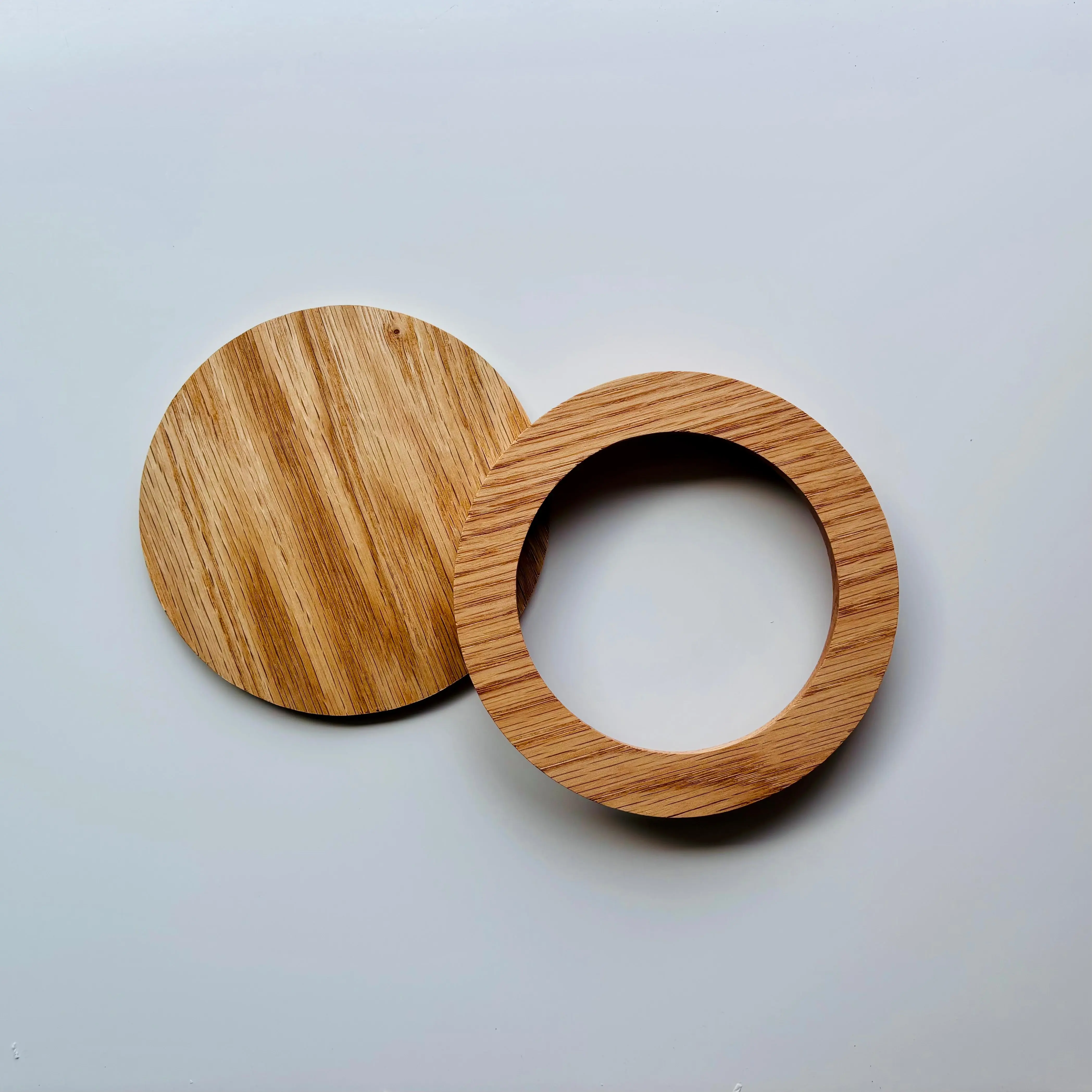 4" Round Solid Red Oak Exterior Frame - Individually Hand-Finished Hardwood Frame with Lasting Protection, Unique Wood Grain, Refined Display-Ready for Toys & Hobbies, DIY Needlework