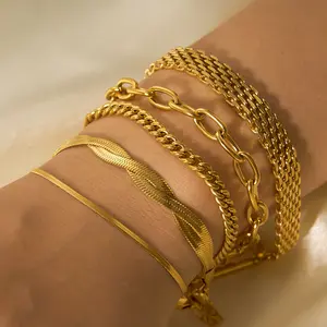 5Pcs Stackable Gold Bracelet Set for Women, 18K Gold Plated Herringbone Cuban Paperclip Chain Bracelets, Hypoallergenic Tarnish Resistant Layering Daily Office Party Fashion Jewelry