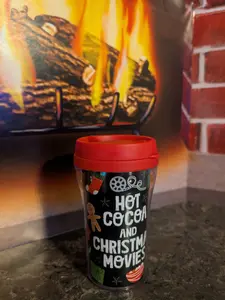 Child's Customizable Plastic Cup - Perfect for Hot Cocoa and Christmas Movies - Ideal for Kids' Beverages