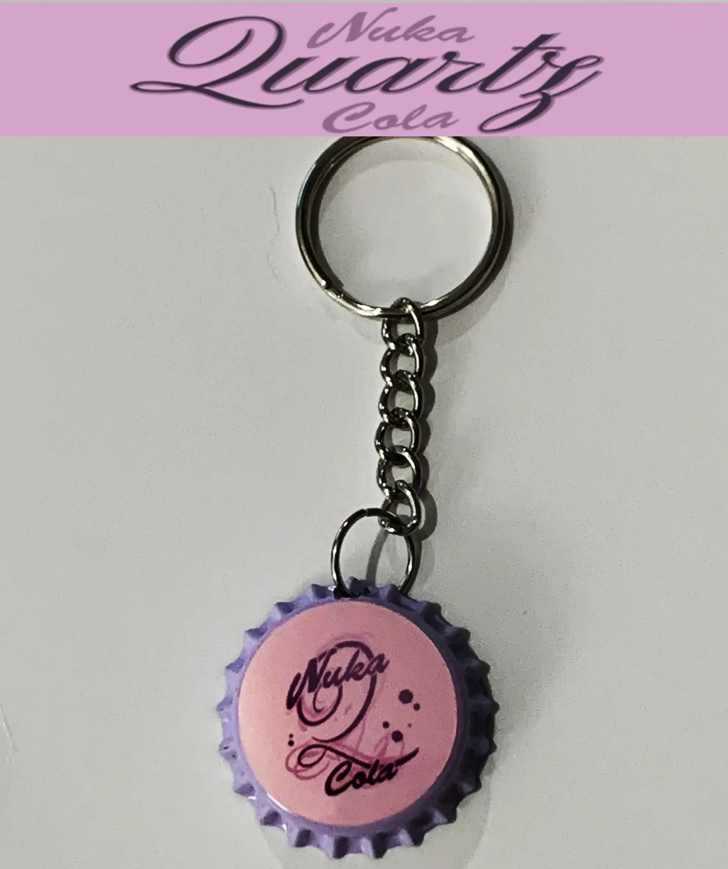 Nuka-Cola Quartz Fallout 4 Bottle Cap Keychain - Collectible Gaming Accessory