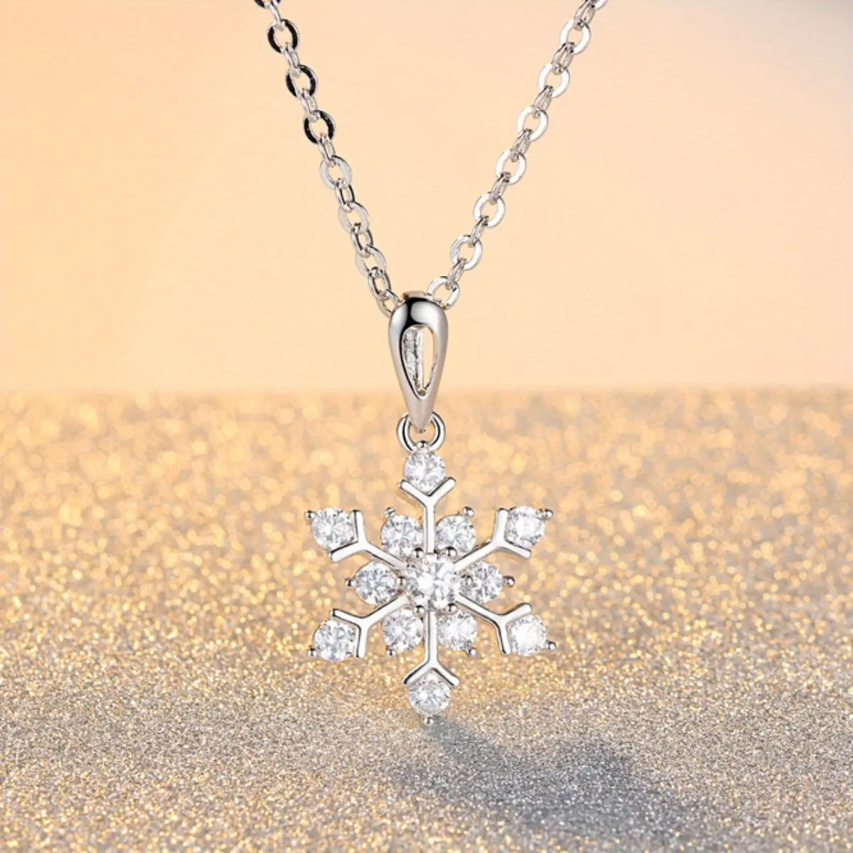 Female Silvery Snowflake-Inlay Artificial Zircon Pendant Necklace - Elegant Costume Jewelry Accessory, Ideal for Christmas, Anniversary Gifts, Artificial Zircon Necklaces