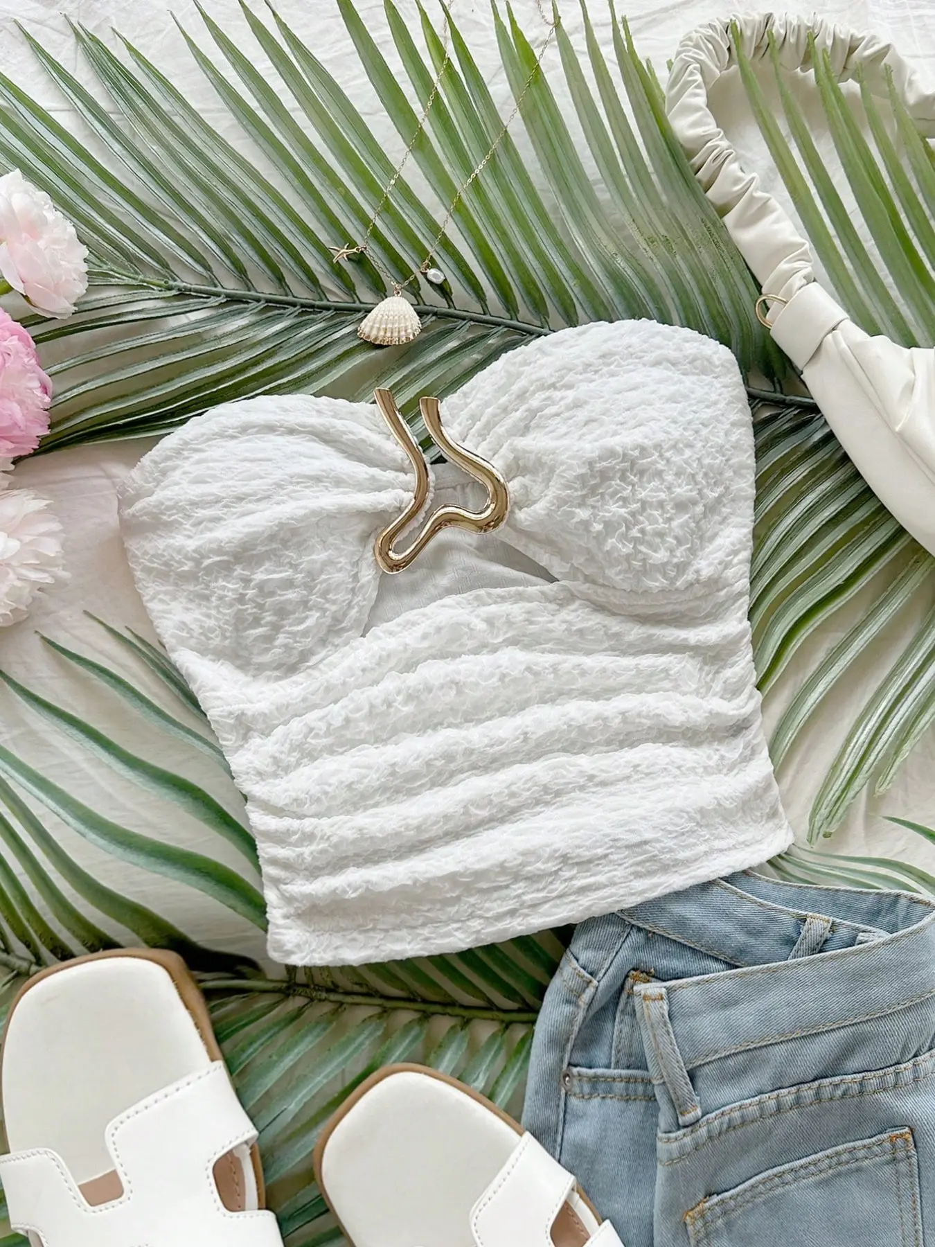 Women's Knitted Texture Strapless Backless Top, Bandeau Cropped Tops, Boho Sleeveless Top, Hollow Out Heart Metallic Buckle, Slim Fit, Boho, Bohemian, Party, Date, Beach, Music Festival, Summer